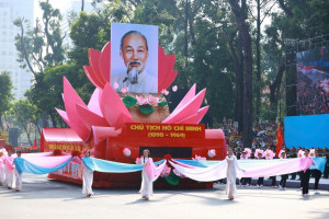 Bài viết của Tổng Bí thư Tô Lâm: "Bác vẫn cùng chúng cháu hành quân"