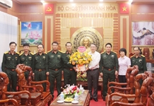 Bí thư Tỉnh ủy Nguyễn Hải Ninh thăm, chúc mừng cán bộ, chiến sĩ Bộ Chỉ huy Quân sự tỉnh