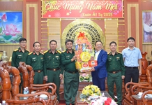 Phó Chủ tịch Thường trực UBND tỉnh Lê Hữu Hoàng thăm, chúc Tết các đơn vị trực chiến