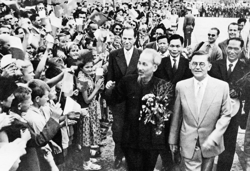 Hồ Chí Minh – nhà hoạt động ngoại giao văn hoá tiêu biểu của Việt Nam