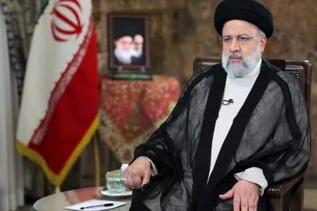  Việt Nam gửi điện chia buồn vụ tai nạn máy bay chở Tổng thống Iran 