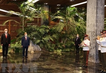 Chủ tịch Cuba chủ trì Lễ đón Chủ tịch nước Nguyễn Xuân Phúc