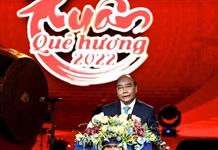Vượt lên khó khăn, bà con kiều bào đã có nhiều đóng góp quý báu cho đất nước