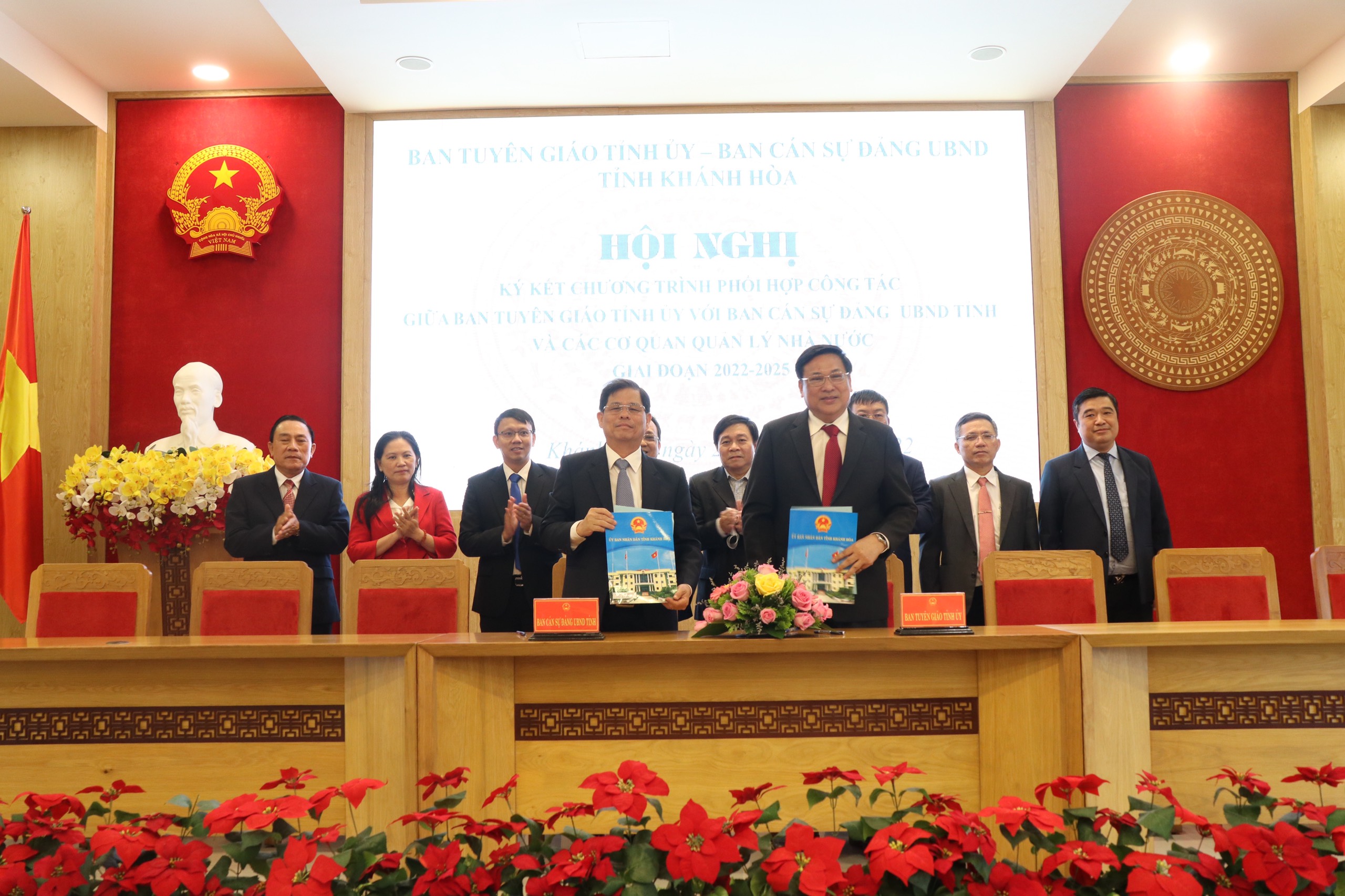 Hội nghị ký kết Chương trình phối hợp giữa Ban Tuyên giáo Tỉnh ủy với Ban Cán sự đảng UBND tỉnh và các cơ quan quản lý nhà nước giai đoạn 2022 - 2025