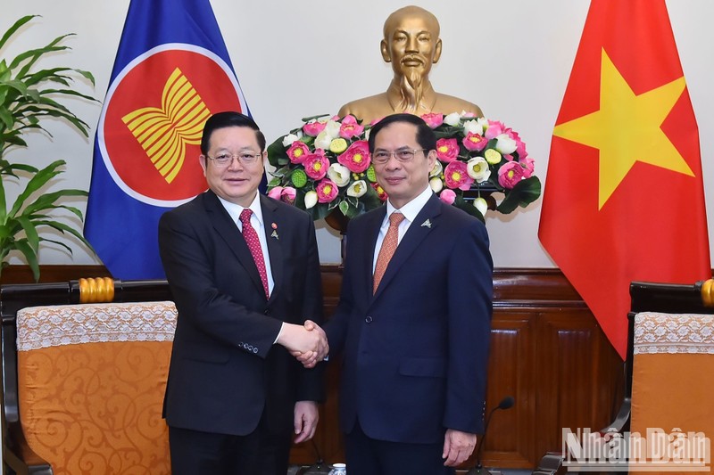  Tăng cường hợp tác, phối hợp giữa Việt Nam và Ban Thư ký ASEAN 