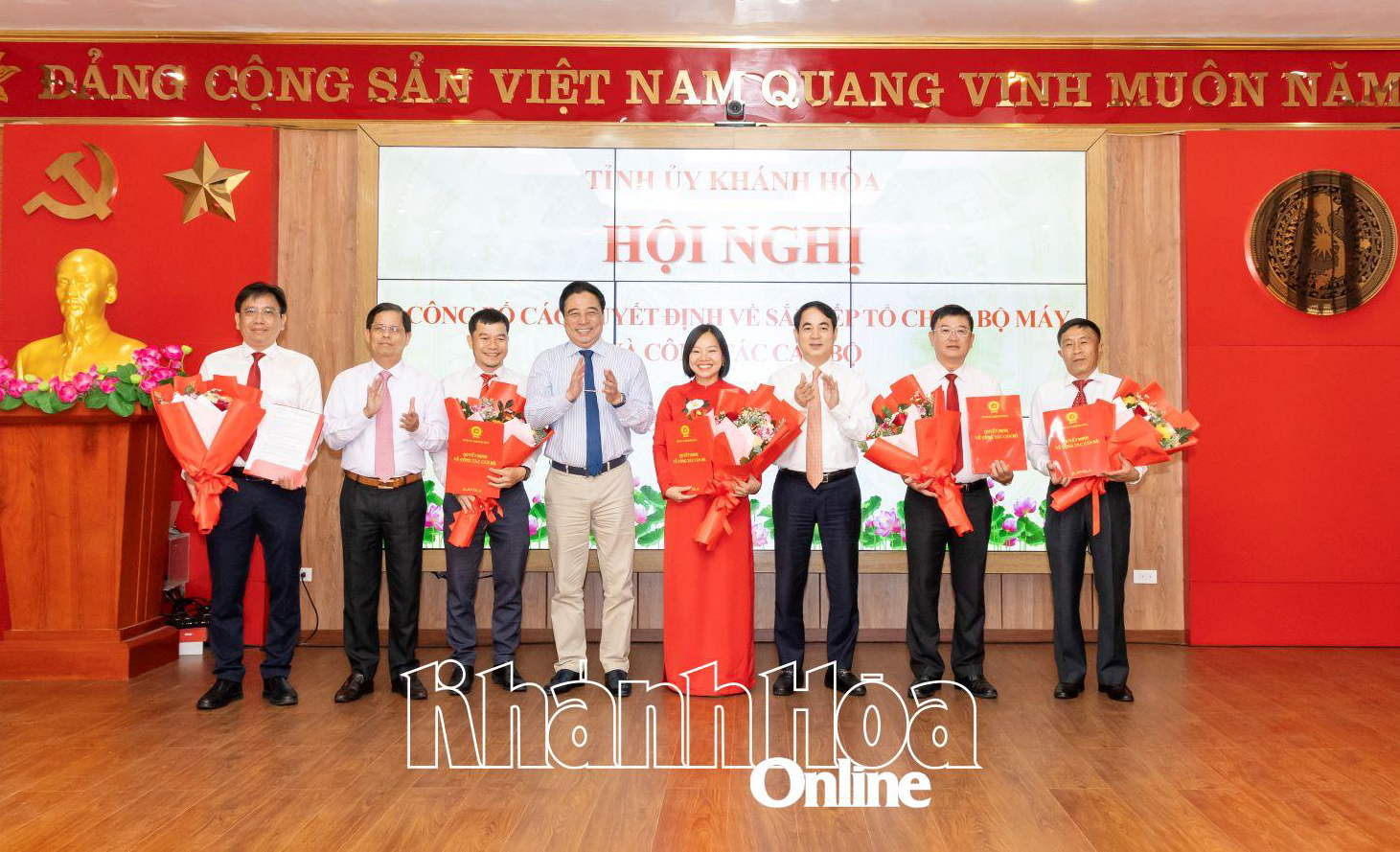 Hợp nhất Báo Khánh Hòa và Đài Phát thanh và Truyền hình Khánh Hòa thành Báo Khánh Hòa