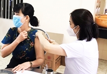 Tổng lực tiêm vắc xin phòng Covid-19 mũi 3 và 4