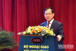  Tiếp tục chủ động, linh hoạt, sáng tạo triển khai hiệu quả công tác đối ngoại 