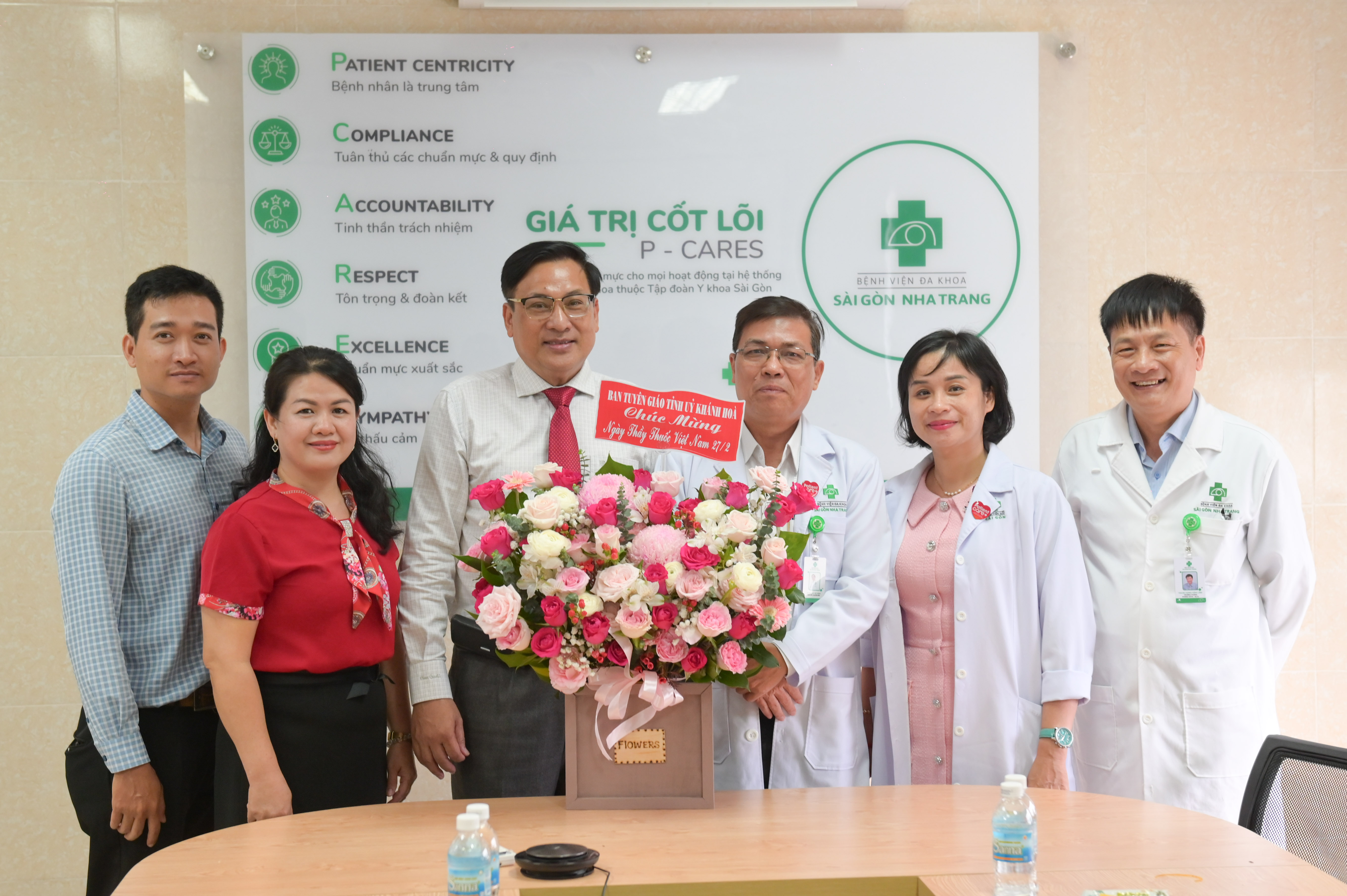 Ban Tuyên giáo Tỉnh ủy thăm các đơn vị y tế nhân ngày Thầy thuốc Việt Nam