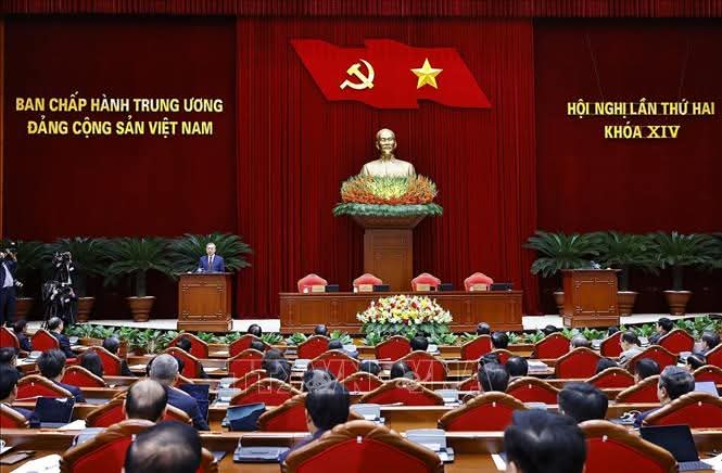 Bế mạc Hội nghị lần thứ 2, Ban Chấp hành Trung ương Đảng khóa XIV