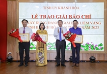 Kỷ niệm 77 năm Ngày truyền thống Báo Khánh Hòa (26-4-1947 - 26-4-2024) Báo Khánh Hòa - Hành trình 77 năm