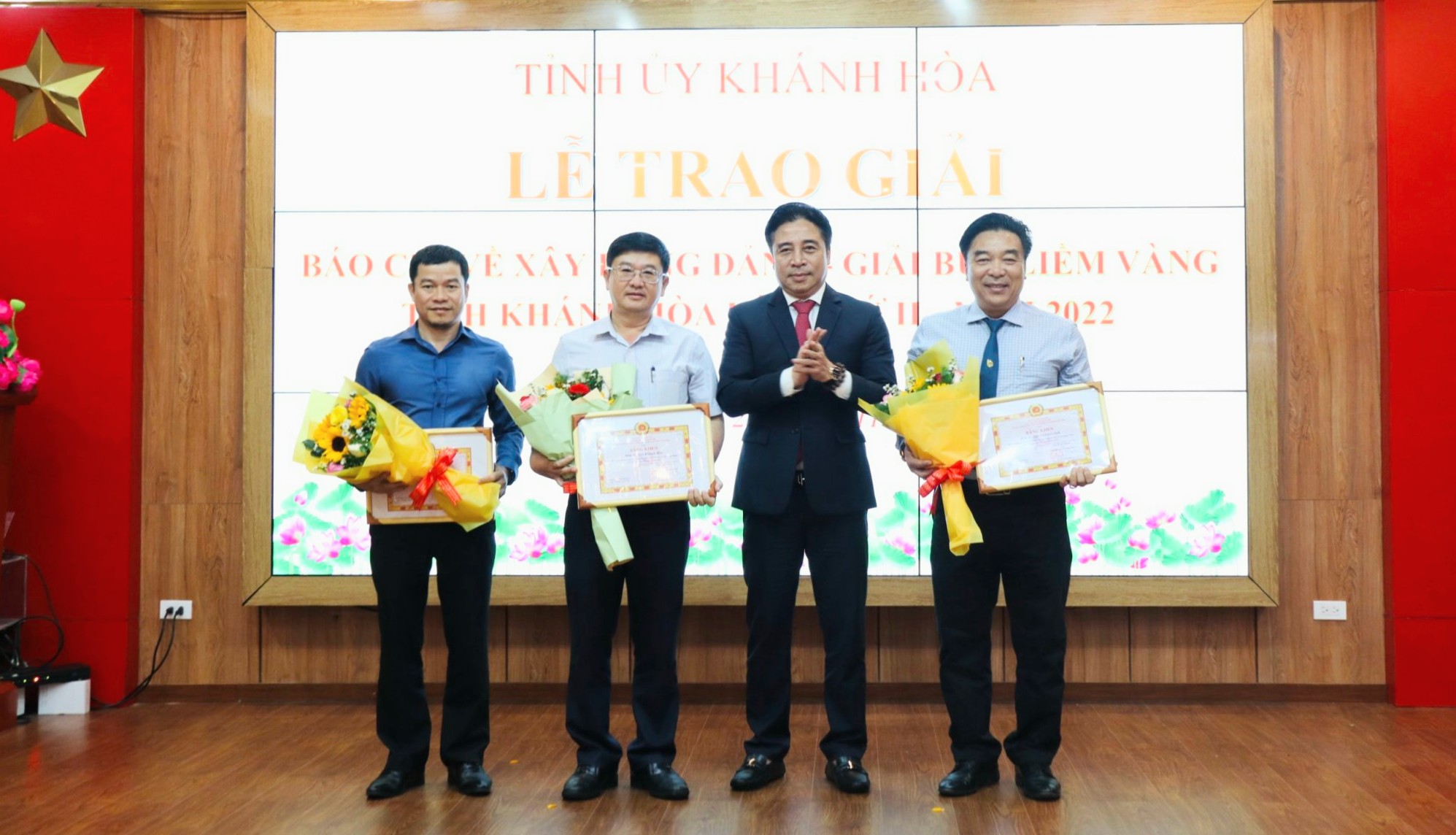 Hưởng ứng Giải báo chí về xây dựng Đảng tỉnh Khánh Hòa lần thứ III - năm 2023