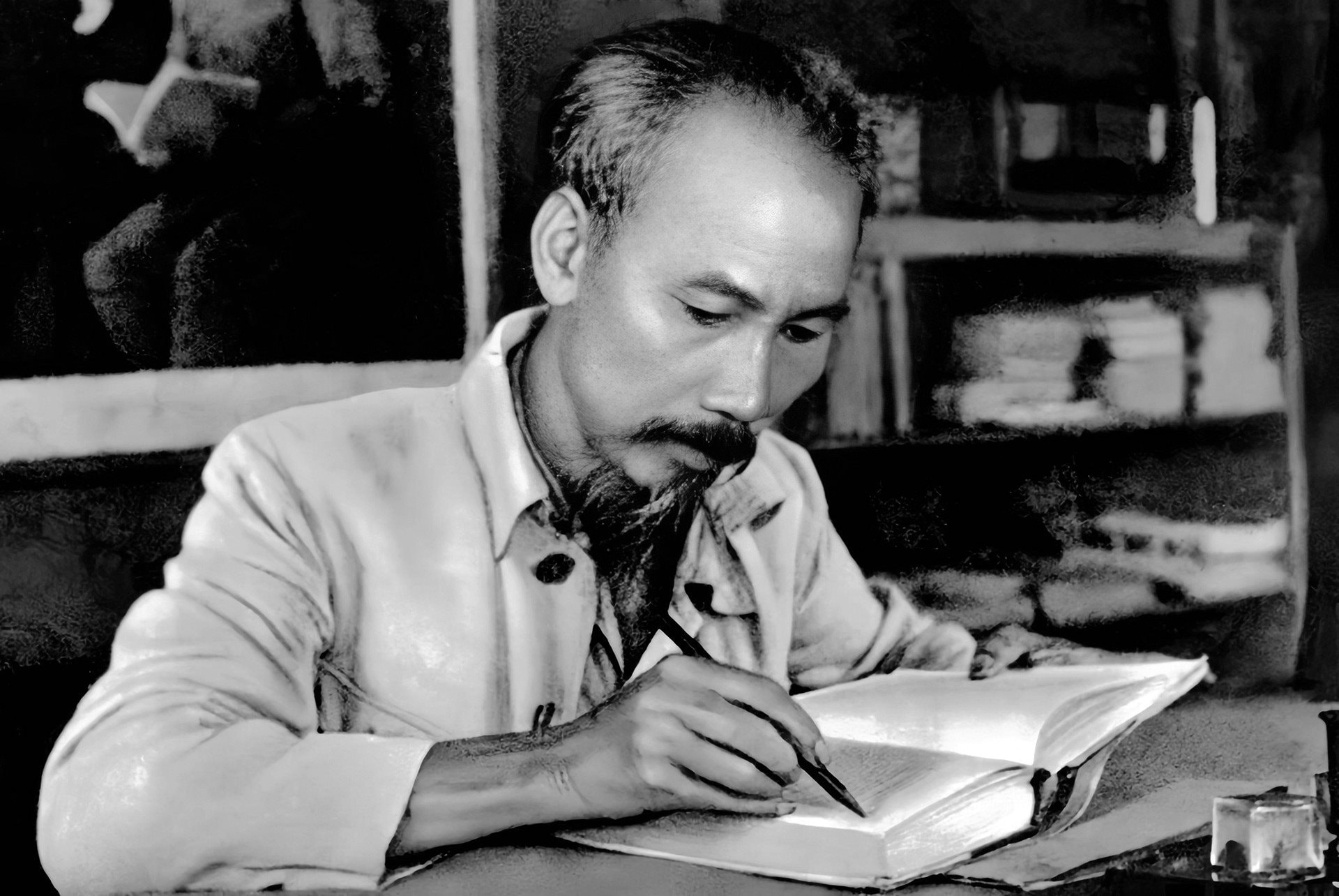 Chủ tịch Hồ Chí Minh với xuất bản cách mạng Việt Nam