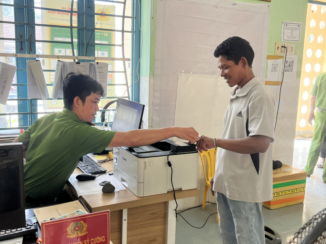Cấp căn cước công dân: Khánh Hòa về đích trước thời hạn