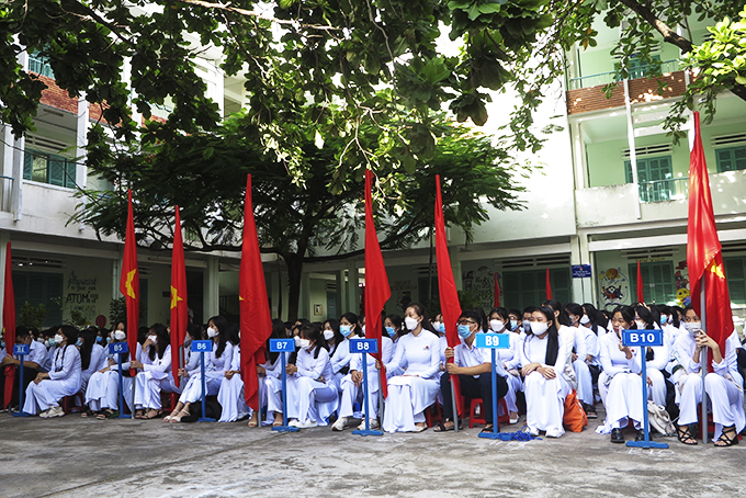 Không tăng học phí năm học 2022-2023: Sẽ hoàn trả phần chênh lệch đã đóng