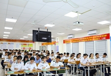 Học viện Hải quân bồi dưỡng lý luận chính trị cho đảng viên mới và đối tượng kết nạp đảng