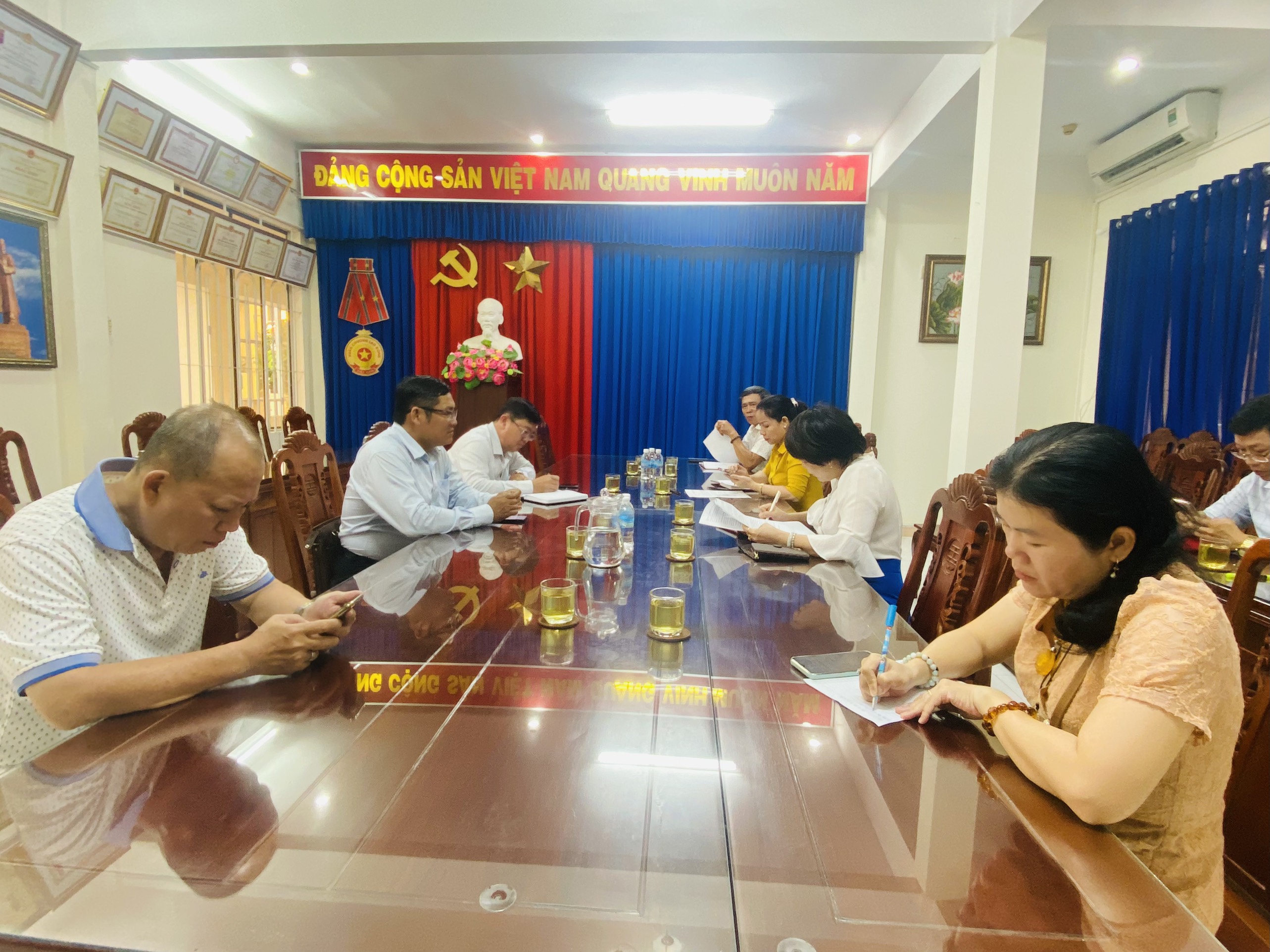 Tổ chức Hội nghị sơ kết 03 năm thực hiện Kết luận số 01-KL/TW, ngày 18/5/2021 của Bộ Chính trị đảm bảo nghiêm túc, trang trọng, tiết kiệm