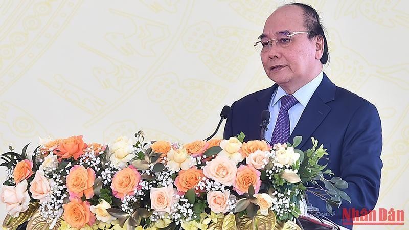 Chủ tịch nước Nguyễn Xuân Phúc: Bảo đảm tiến độ triển khai dự án Khu lưu niệm đồng bào, chiến sĩ và học sinh miền nam tập kết ra bắc