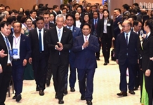 Thúc đẩy quan hệ hợp tác kinh tế, thương mại và đầu tư Việt Nam-Singapore lên tầm cao mới