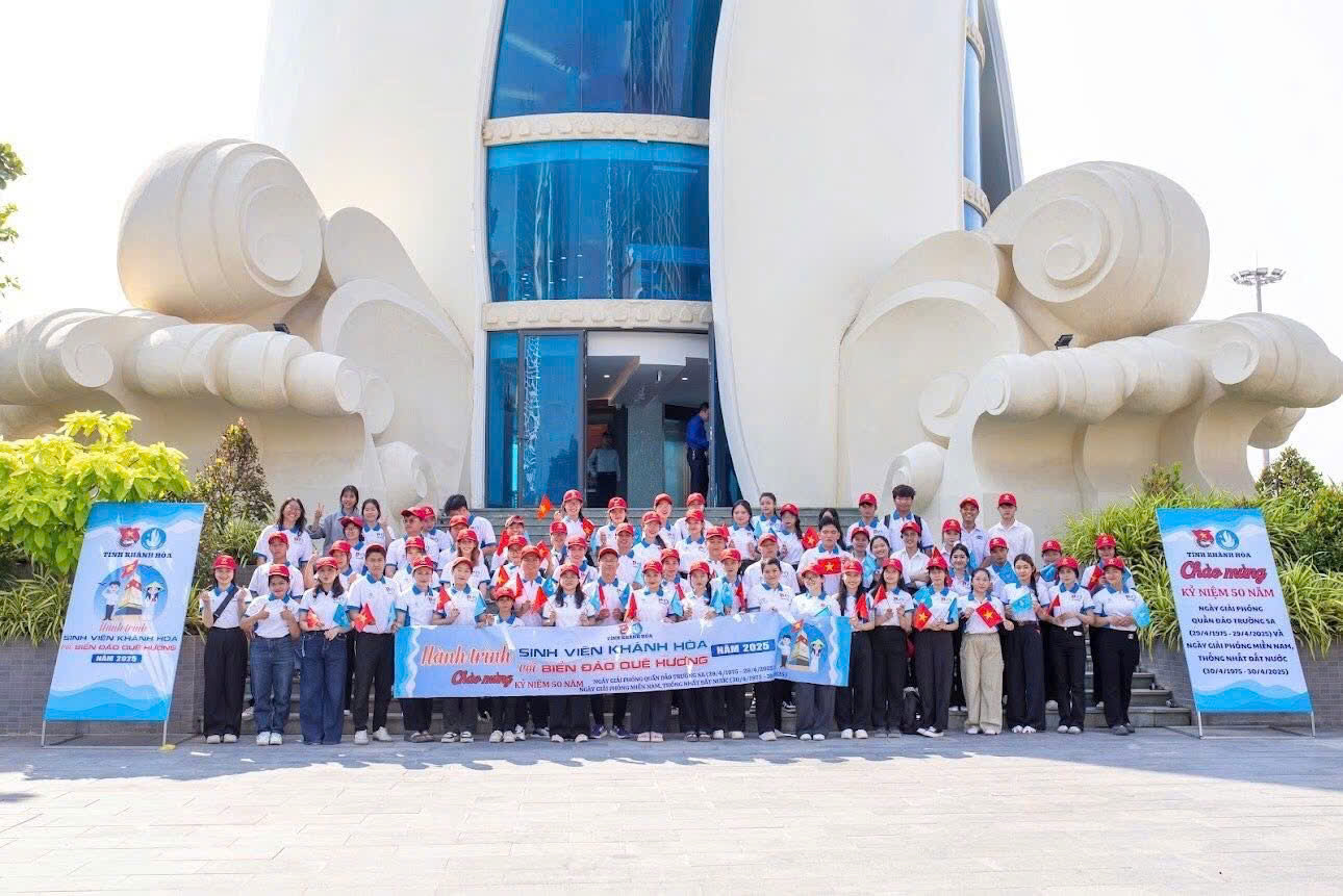 Tuổi trẻ Khánh Hòa tự hào và tin tưởng dưới lá cờ vẻ vang của Đảng,  vững bước tiến vào kỷ nguyên vươn mình của dân tộc (kỳ 2)